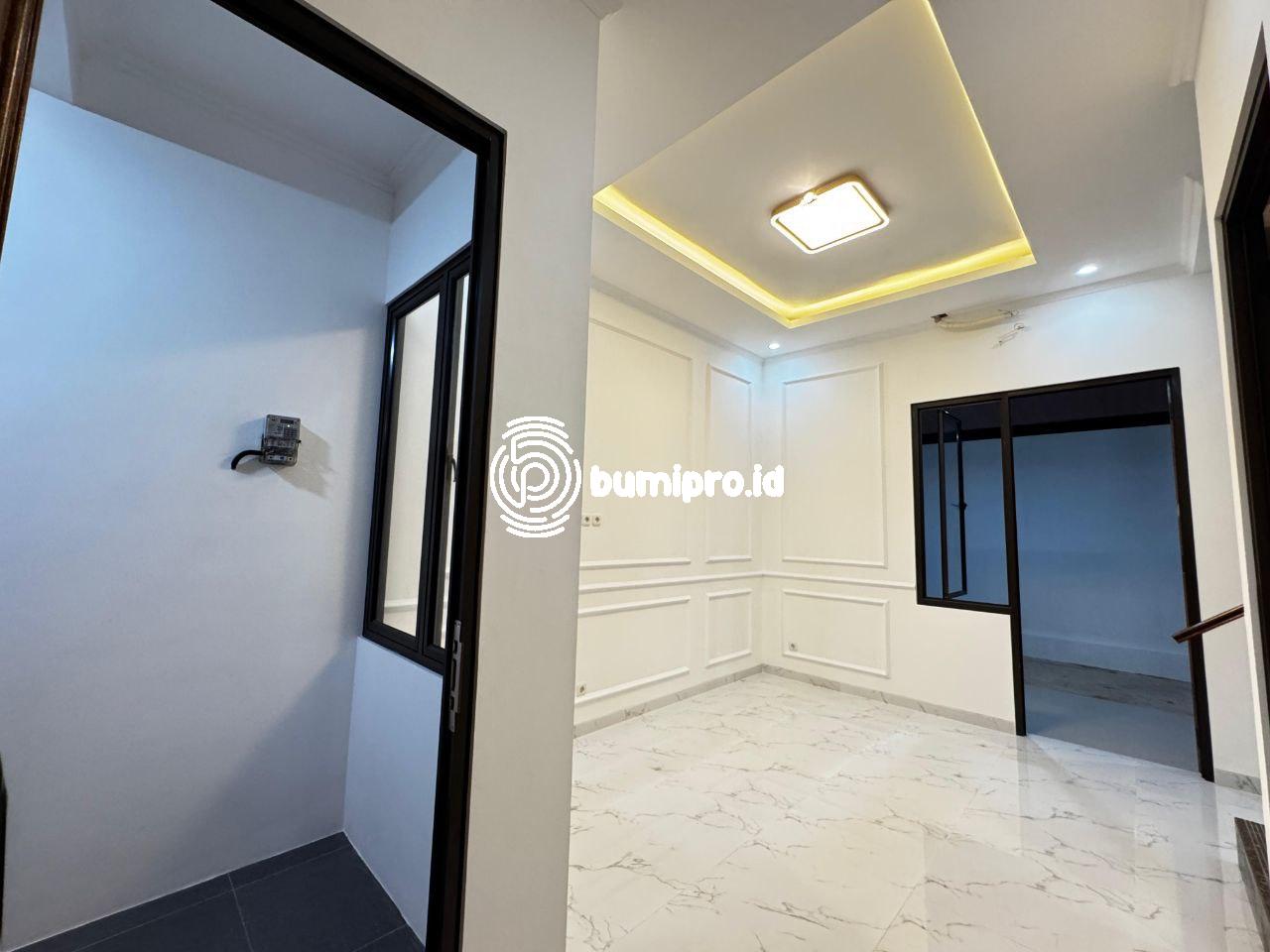 photo_2025-09-20_19-12-08