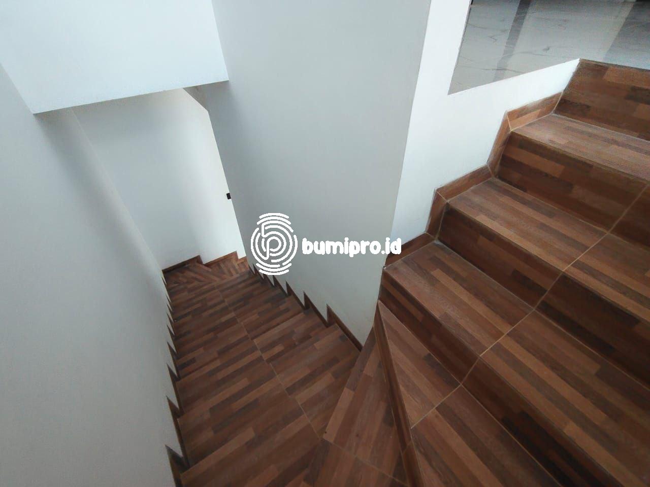 photo_2025-02-21_15-02-50